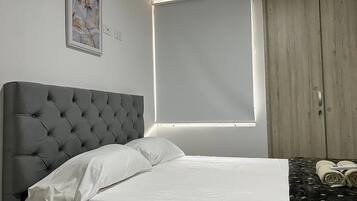 Departamento básico | Ropa de cama de alta calidad y decoración personalizada