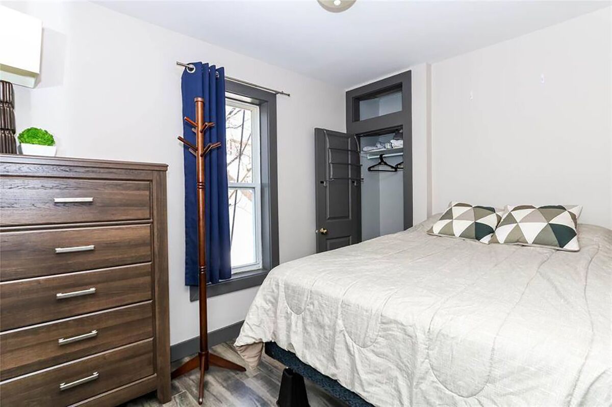 Jellybean Jewel - stunning 1B heritage apartment