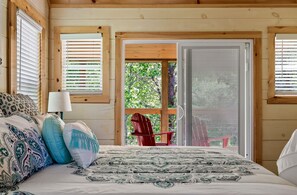 4 Schlafzimmer, Schreibtisch, Bügeleisen/Bügelbrett, kostenloses WLAN