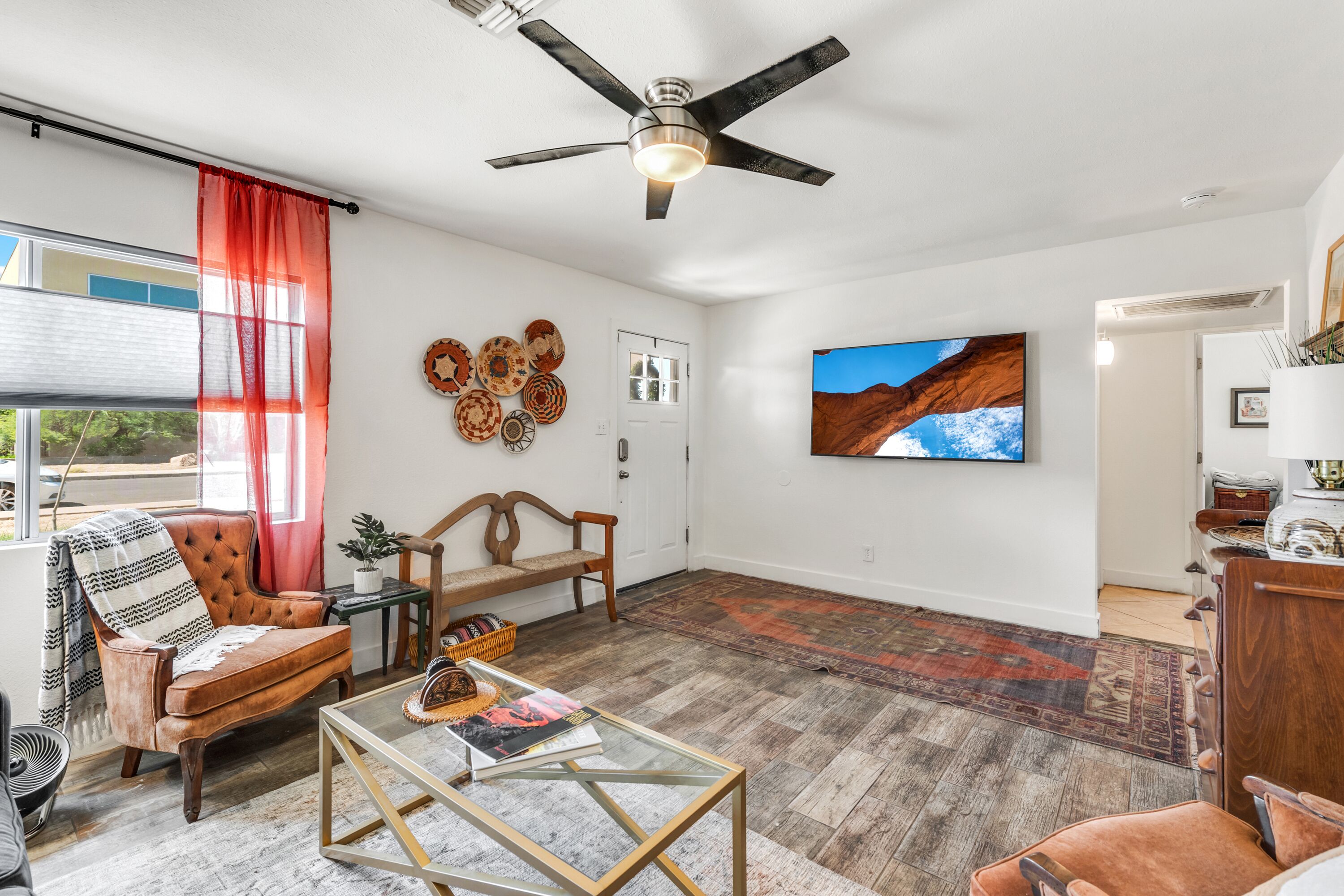 Casa Coronado : Downtown Phx w/ Hot-Tub & Fire Pit