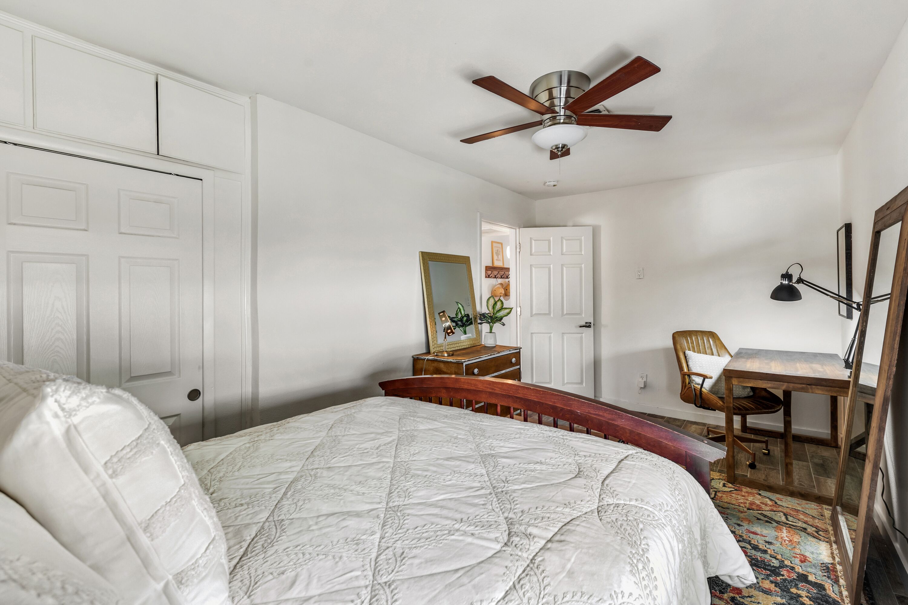 Casa Coronado : Downtown Phx w/ Hot-Tub & Fire Pit