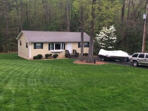Exterior - Lake Gaston Cabin in the Woods  (Bracey)