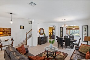 Smart TV, videojuegos y reproductor de DVD 