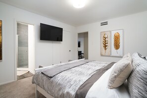 3 Schlafzimmer, Bügeleisen/Bügelbrett, WLAN, Bettwäsche