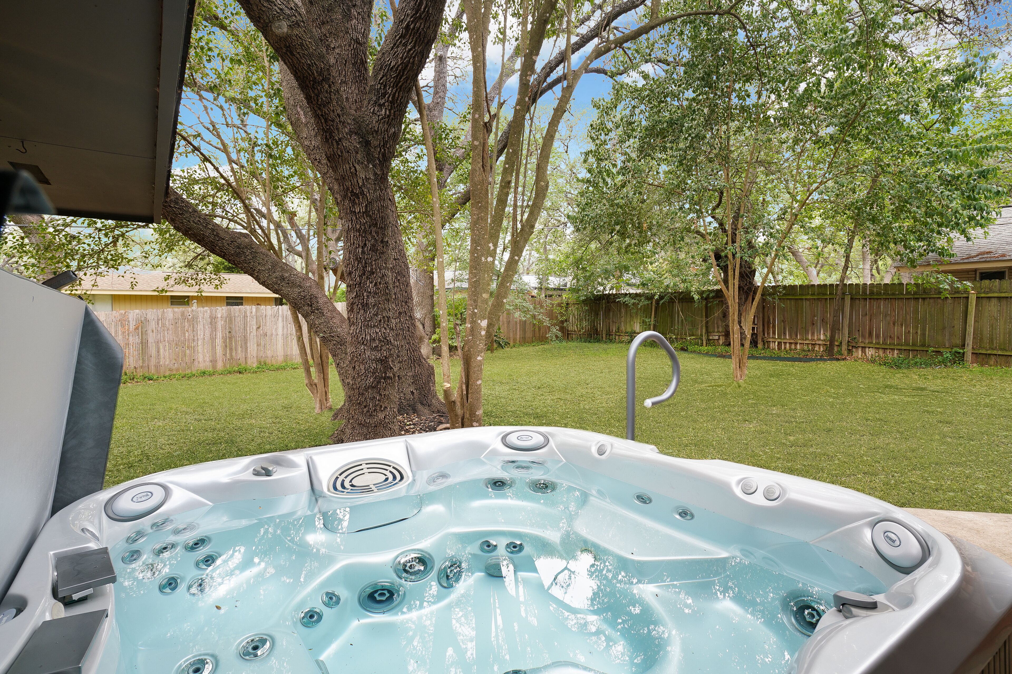 Bain à remous extérieur