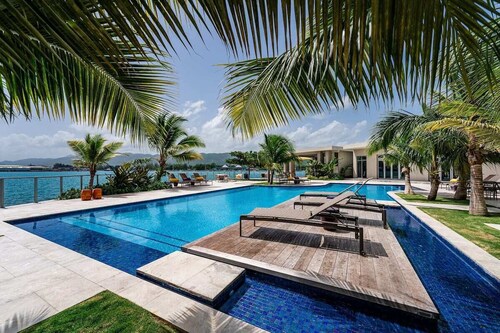 3 Bedroom Luxury Condo Montego Bay 