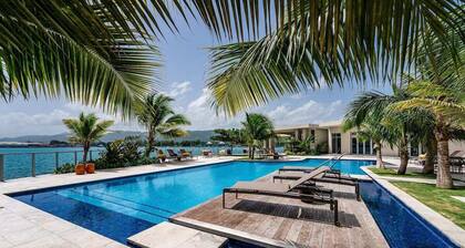 3 Bedroom Luxury Condo Montego Bay