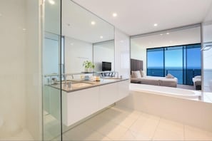 Jetted bath, hair dryer, towels - One of Only Two Huge SkyHomes on Level 55 of Circle on Cavill (Gold Coast)