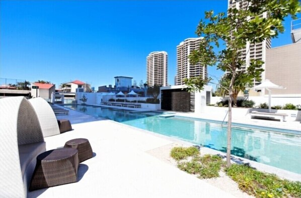 Piscine intérieure, piscine chauffée