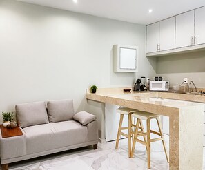 Luxury Apartment, 1 Bedroom, City View | Private kitchenette | Full-sized fridge, microwave, espresso maker, toaster - Level luxury condos  (Playa del Carmen)