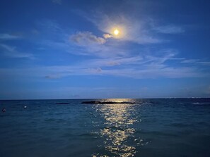 2 makuuhuonetta, Wi-Fi, vuodevaatteet