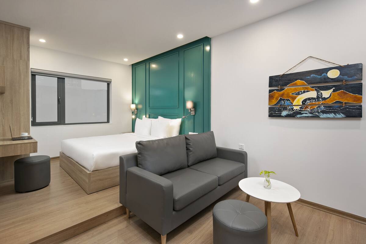 Deluxe studio | Luxe beddengoed, bedden met traagschuimmatrassen, een minibar