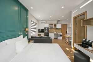 Panoramic Studio