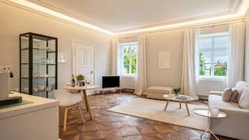 Een televisie en een dvd-speler