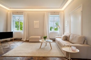 Fernseher, DVD-Player