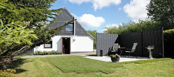 Apartment "An der Rehkoppel" with Private Garden & Wi-Fi