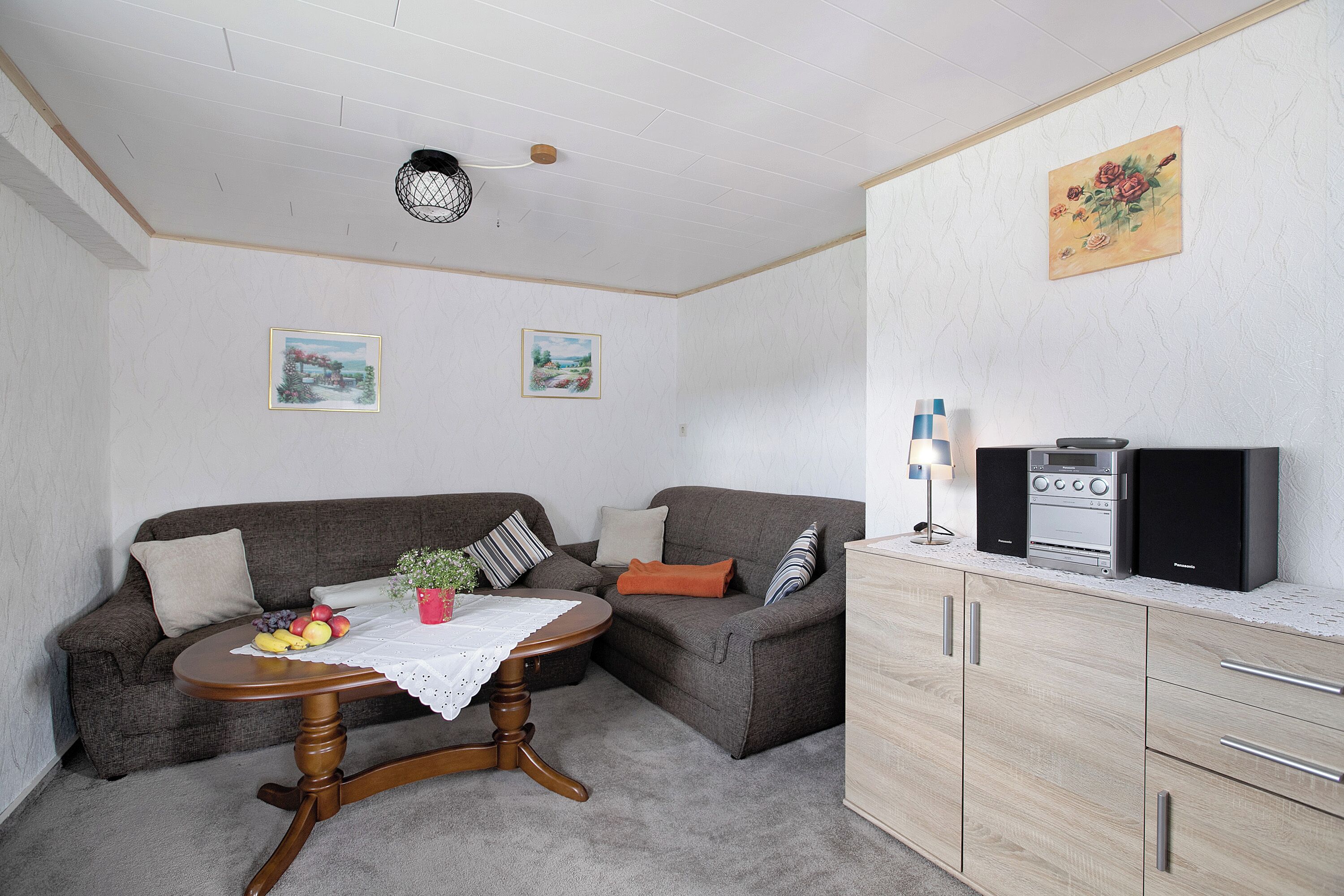 Fernseher, Stereoanlage