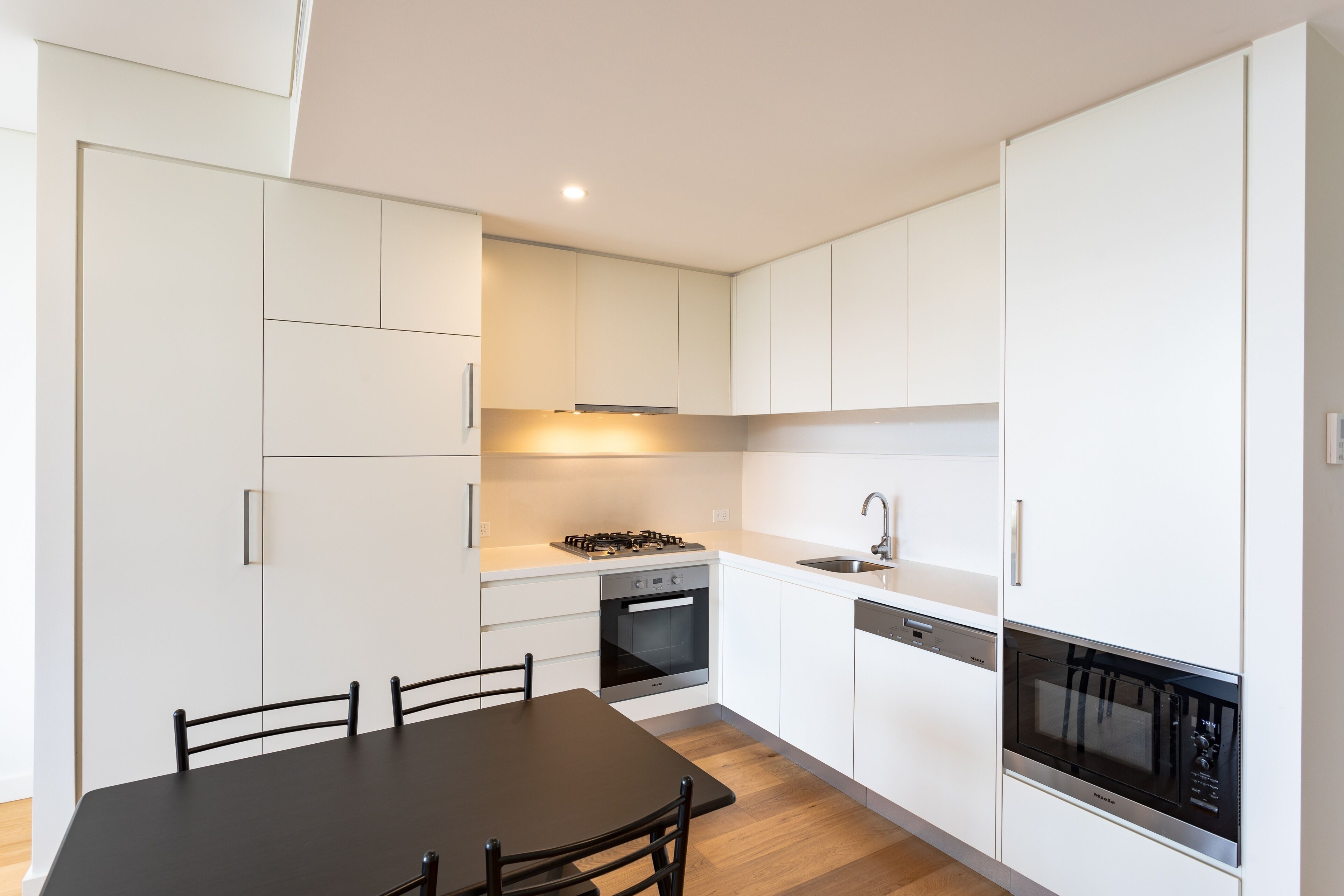 KULA - Premium One Bed Apt Macquarie Park