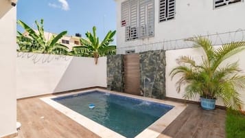 Innenpool, beheizter Pool