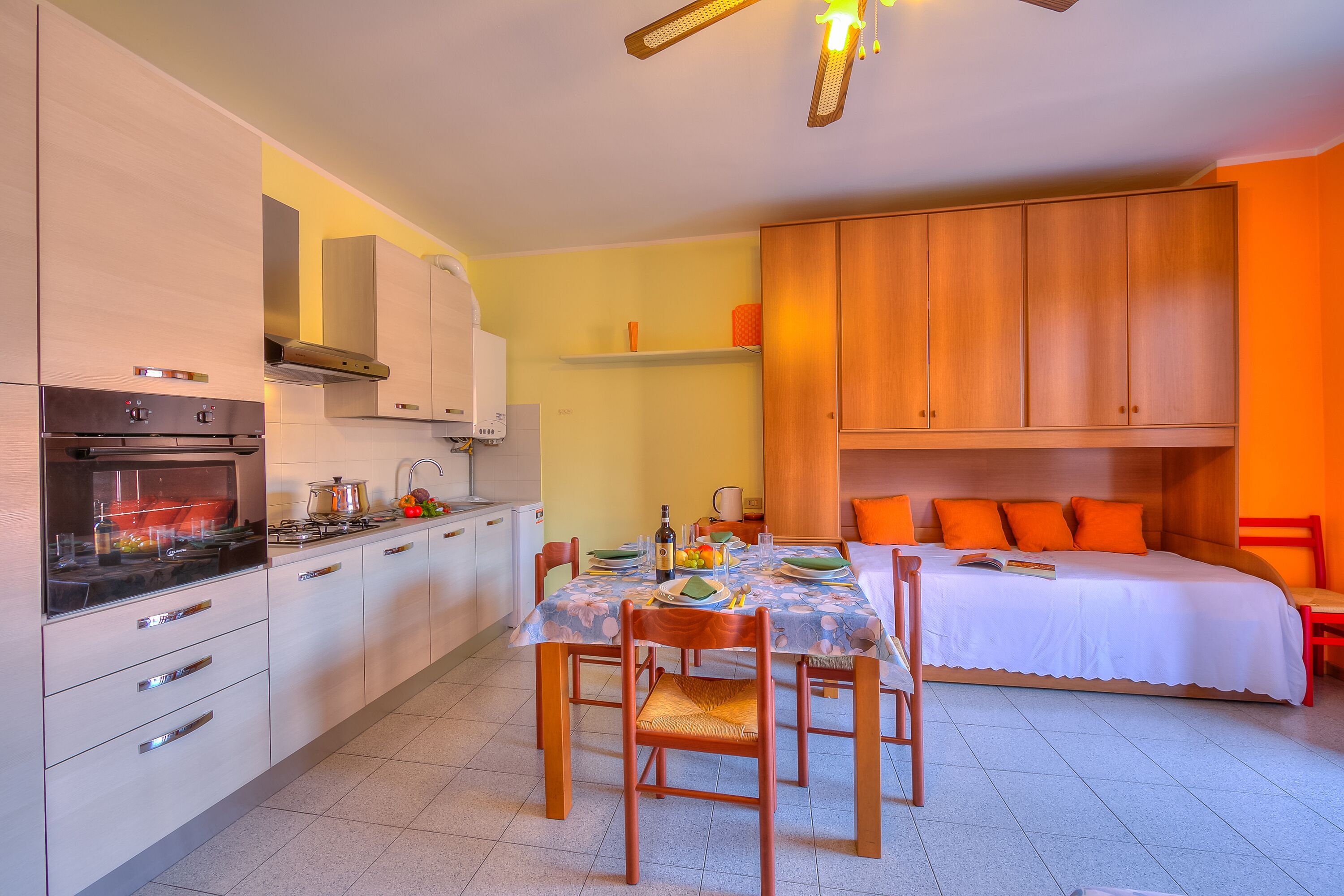 Peter Apartment Family Friendly, Roè Volciano, Italy