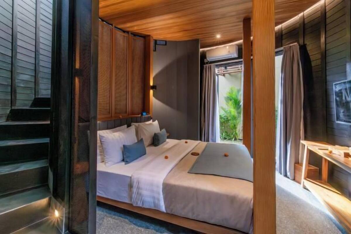 1 Schlafzimmer, hochwertige Bettwaren, Zimmersafe, Schreibtisch