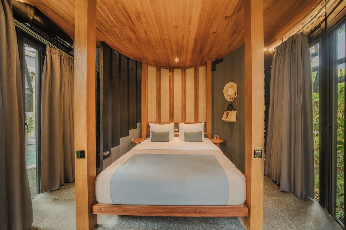 Royal huisje | 1 slaapkamer, luxe beddengoed, een kluis op de kamer, een bureau