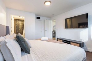 5 bedrooms, iron/ironing board, free WiFi, bed sheets