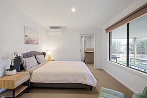 4 Schlafzimmer, Bügeleisen/Bügelbrett, Reisekinderbett, kostenloses WLAN