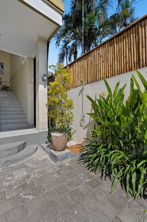 Staircase - Shawati Villa (Canggu)