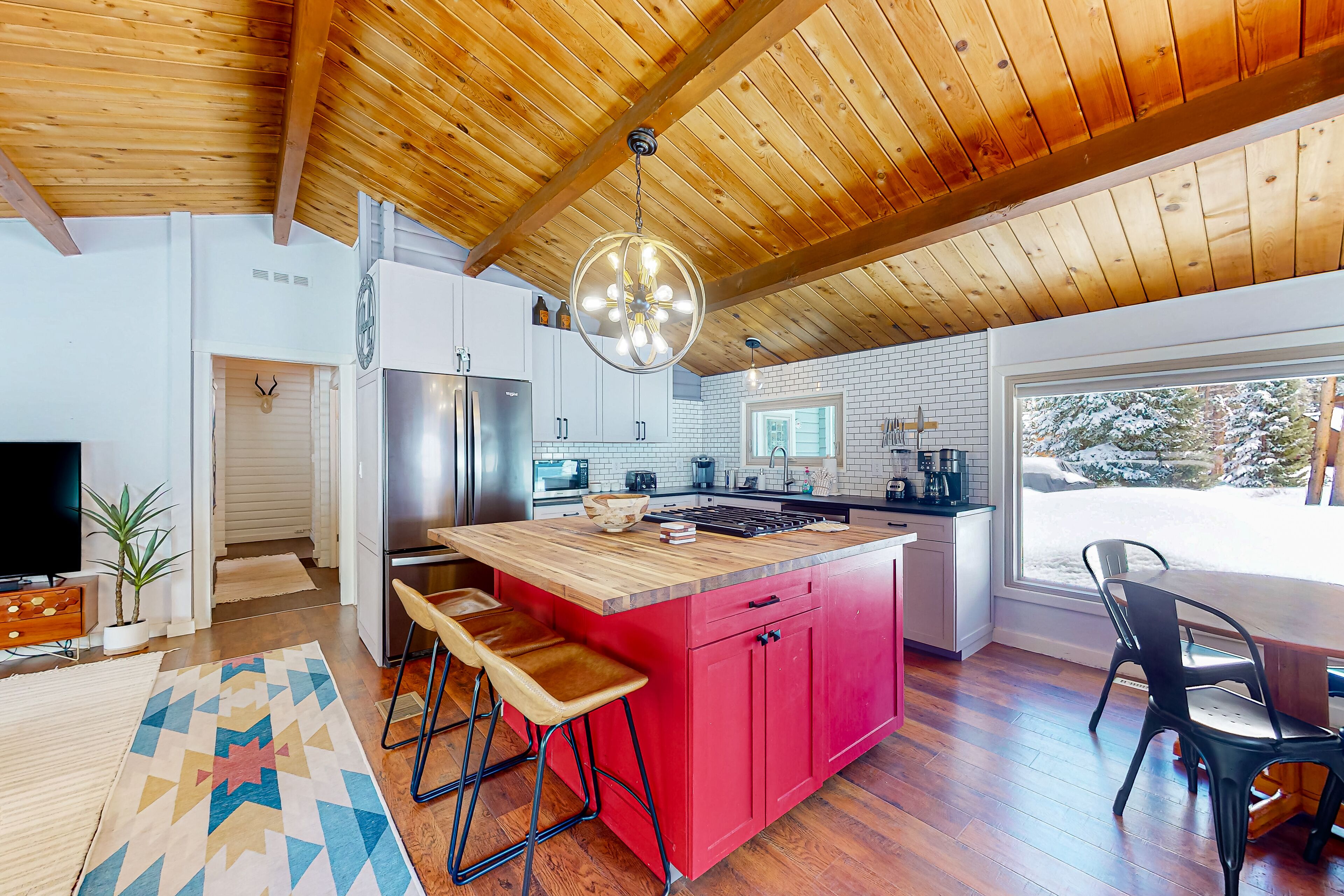 Dog-friendly mountain stay with a woodstove, board games, patio & W/D