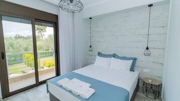 3 chambres, fer et planche à repasser, accès Internet, draps fournis