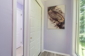 Interior - Private Guest House - Please note does NOT sleeps 30 (Reisterstown)