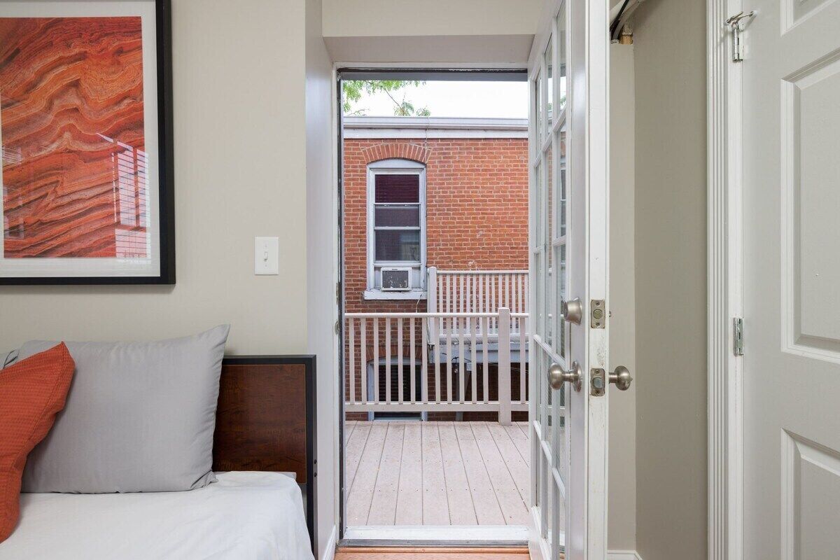 2 bedrooms, iron/ironing board, travel crib, free WiFi