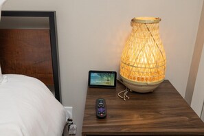 2 bedrooms, iron/ironing board, travel cot, free WiFi