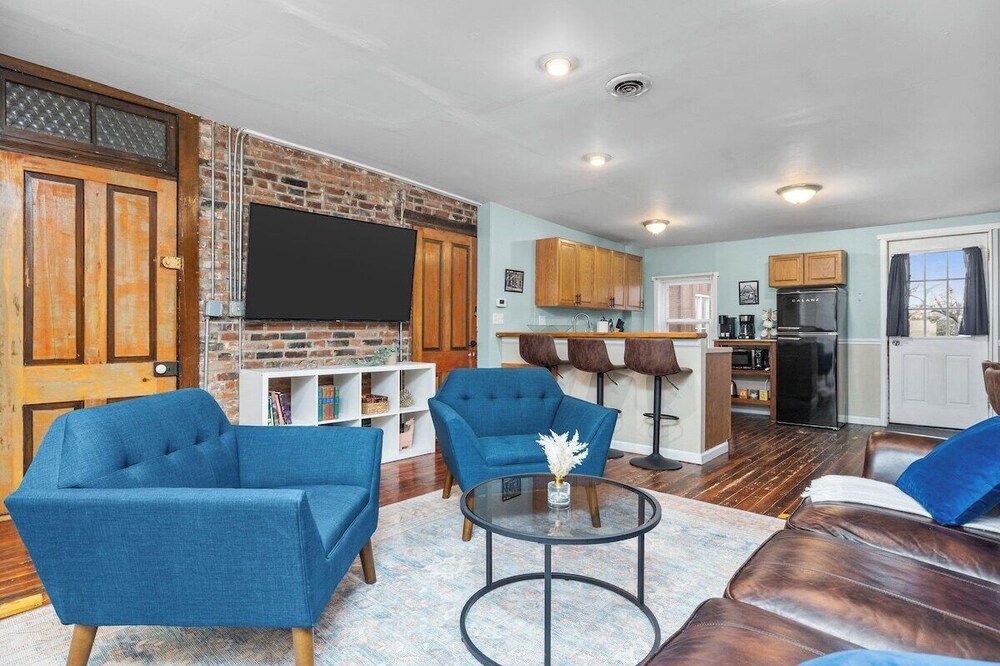 Cozy Soulard 2BR w/ Free Parking