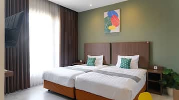 Quarto duplo luxo | Escrivaninha, Wi-Fi de cortesia, roupa de cama