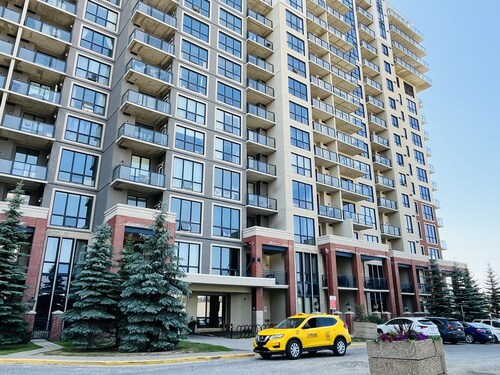 Full Train Station Apartment at Heritage Station (Near Stampede)