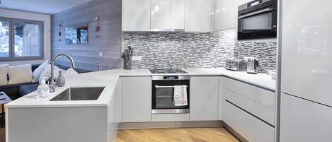 Fridge, microwave, oven, dishwasher