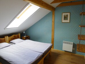 2 chambres, bureau, fer et planche à repasser, Wi-Fi gratuit