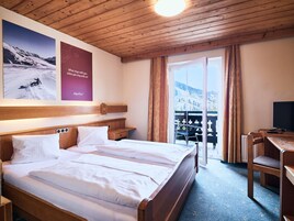 Standard Double Room | Free WiFi