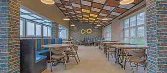 ツリーボー ウィンザー ハイツ