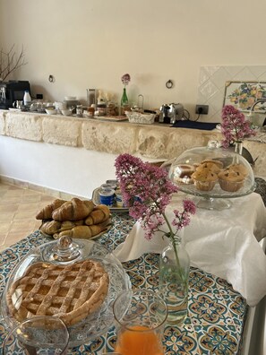 Komplett frokost hver dag (mot et tillegg)