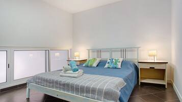 3 camere, ferro/asse da stiro, Wi-Fi gratuito, lenzuola