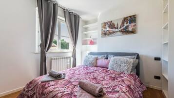 2 Schlafzimmer, Schreibtisch, Bügeleisen/Bügelbrett, kostenloses WLAN