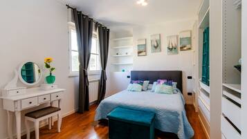 2 Schlafzimmer, Schreibtisch, Bügeleisen/Bügelbrett, kostenloses WLAN