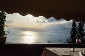 Property grounds - Studio Apartment 'Tajo Suite' with Sea View, Wi-Fi and Air Conditioning (Lefkada)