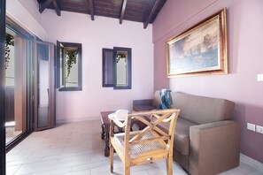 Living area - Apartment 'Villa Amarillo Tajo Villas' with Sea View, Wi-Fi and Air Conditioning (Lefkada)