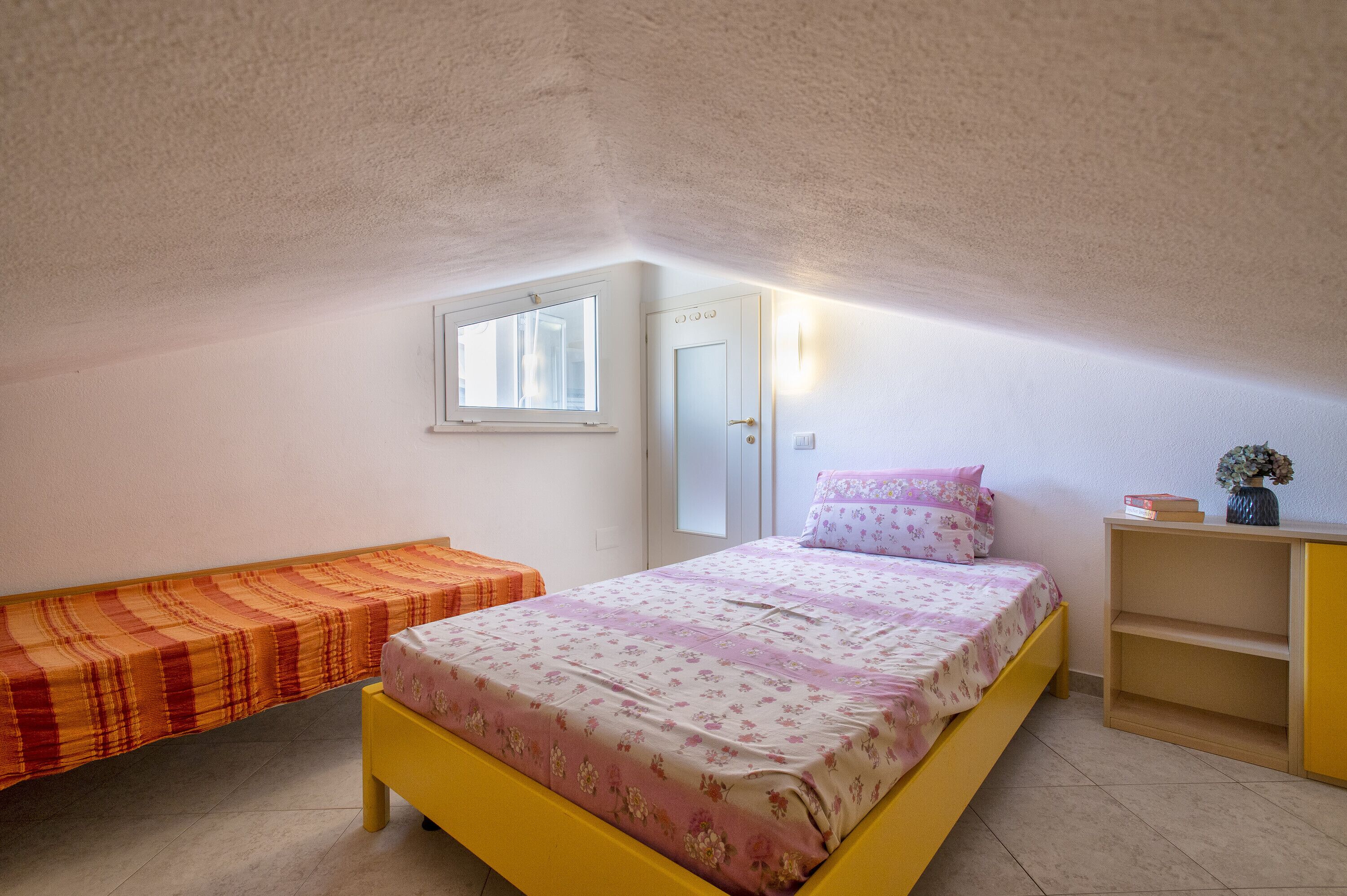 Apartment 'Paradise' with Sea View, Wi-Fi and Air Conditioning