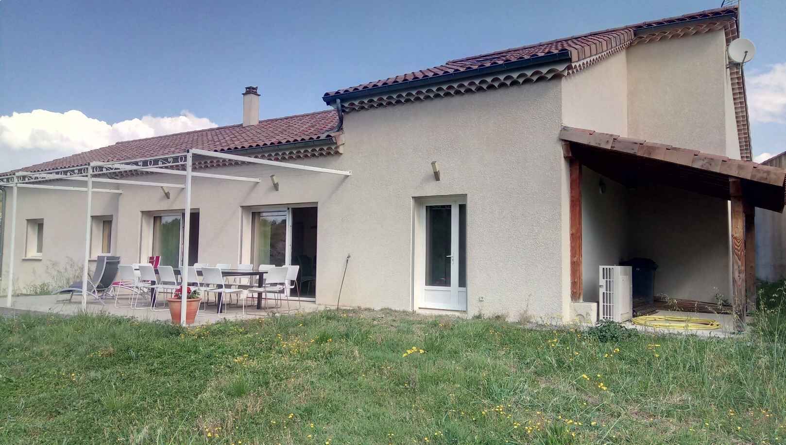 Superbe Villa Neuve Proximité Randos et Commerces