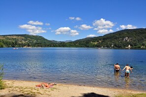 Sun-loungers - Superbe Villa Neuve Proximité Randos et Commerces (Vesseaux)